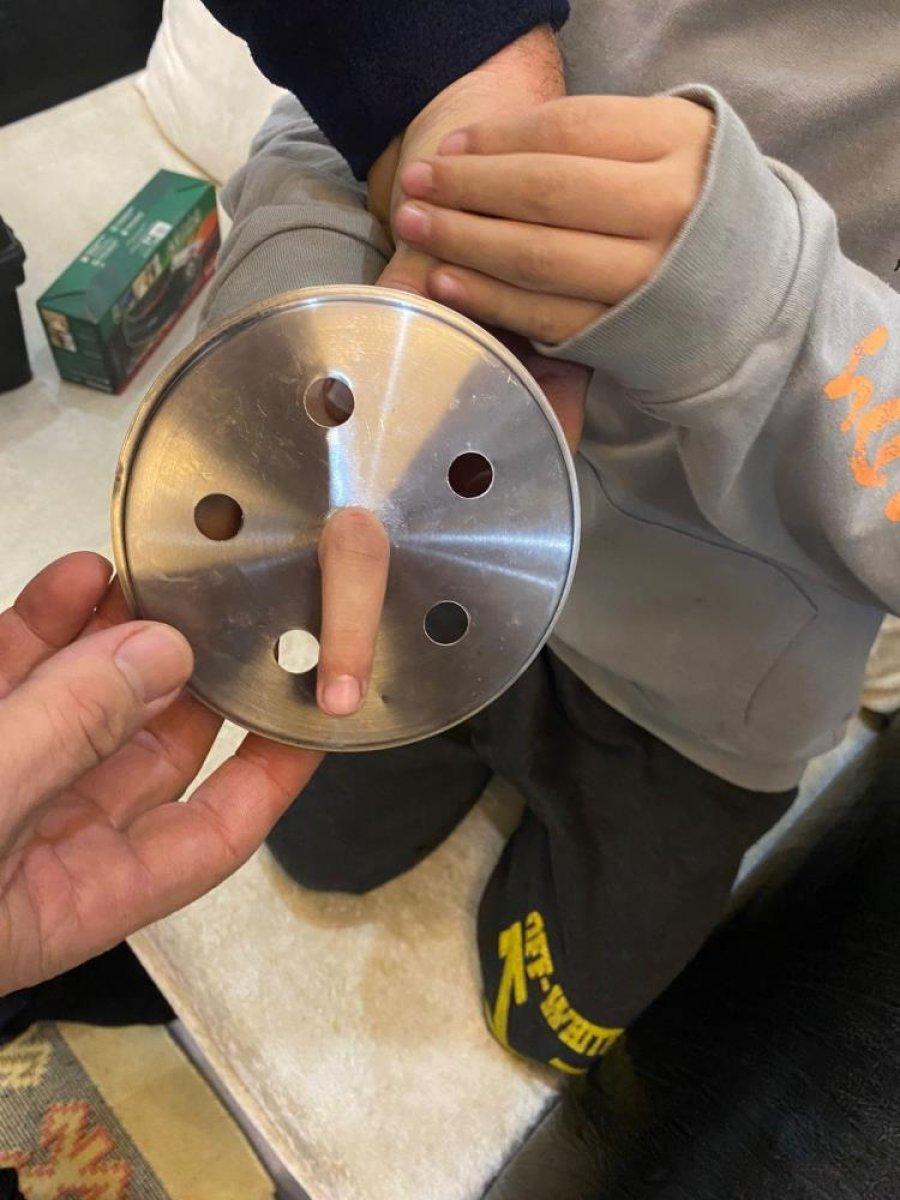 Yalova'da parmağı sıkışan çocuğun imdadına itfaiye eri koştu