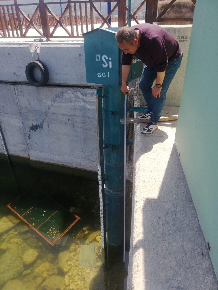 Eğirdir Gölü'nde son 6 santimetre kaldı 