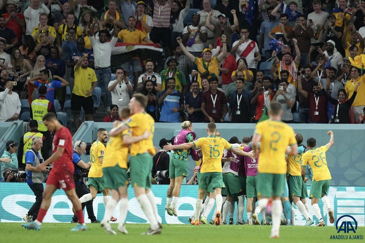 Avustralya Danimarka'yı yenerek gruptan çıktı