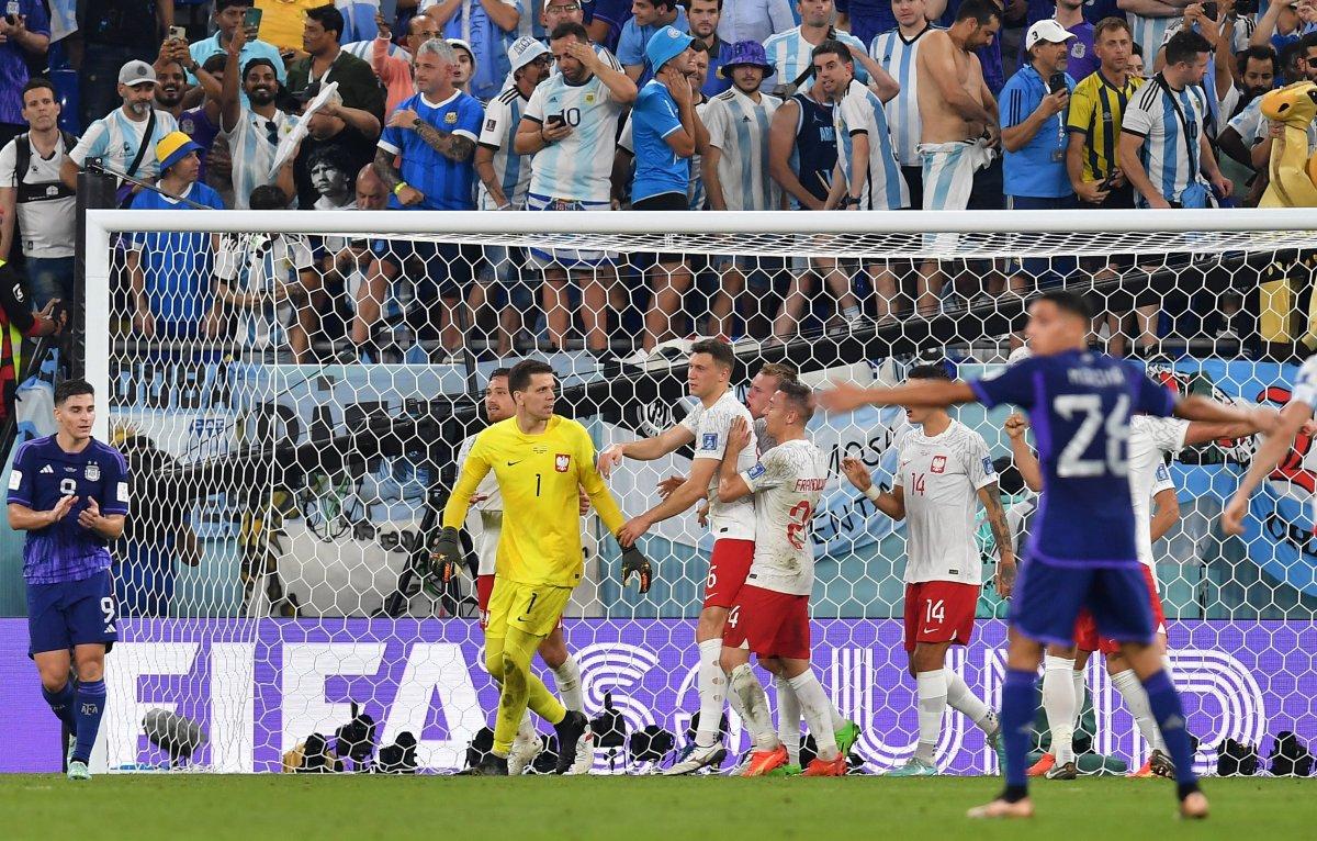 Lionel Messi, Szczesny'i geçemedi