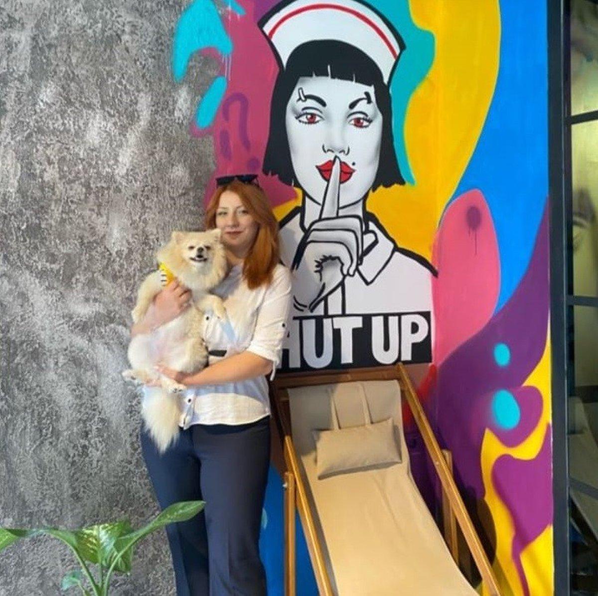 Elazığ'da yaşayan hemşire evinde ölü bulundu