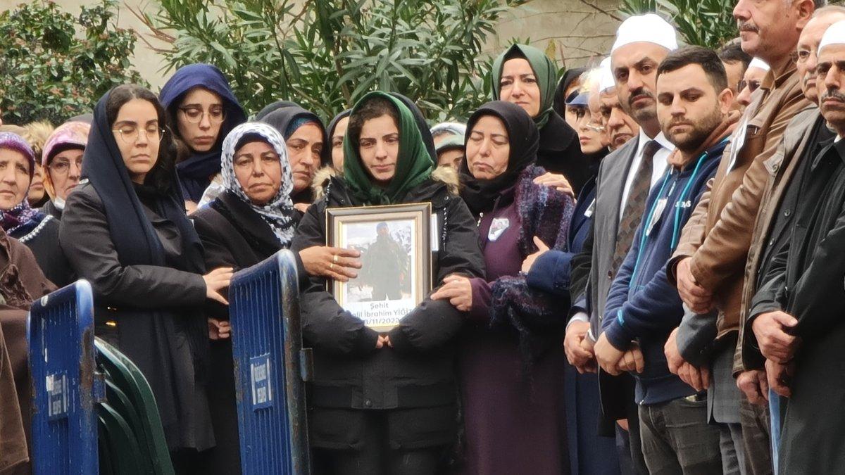 Pençe-Kilit Operasyonu’nda şehit olan Halil İbrahim Yiğit toprağa verildi