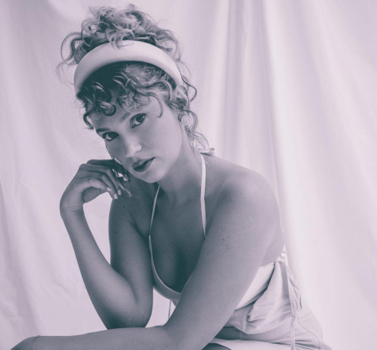 Farah Zeynep Abdullah'tan yeni pozlar