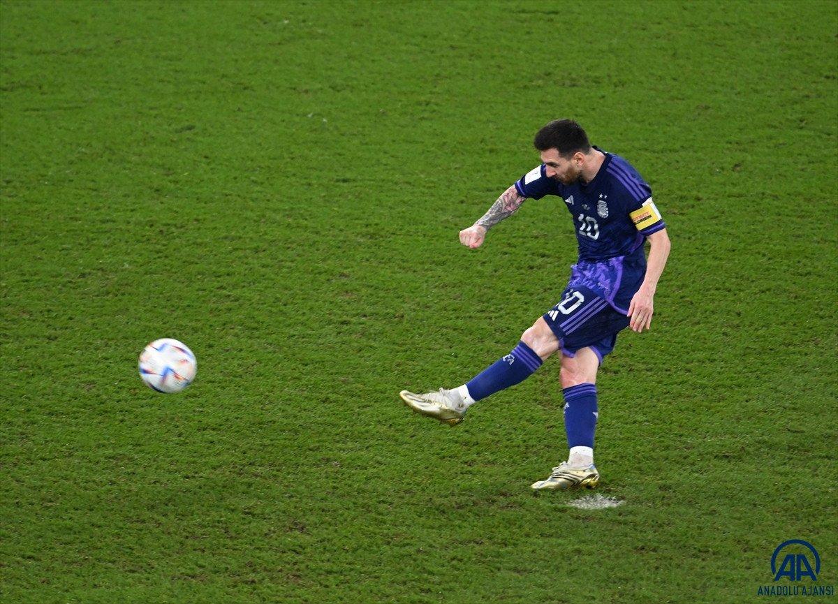 Szczesny: Lionel Messi ile penaltı için iddiaya girdik