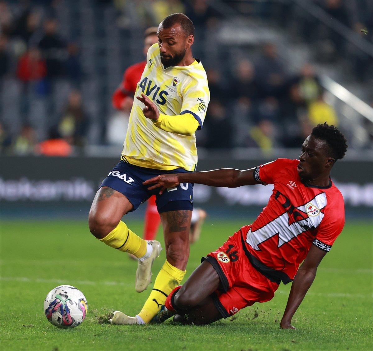 Fenerbahçe'den Joao Pedro açıklaması