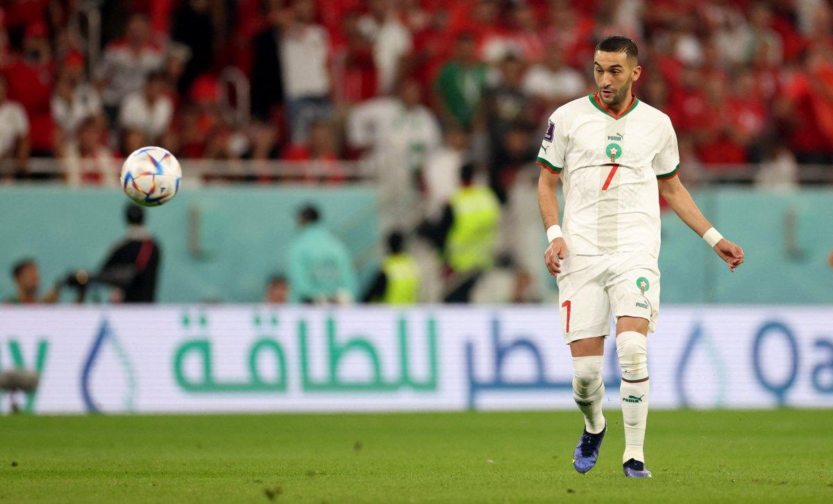 Milan Borjan'ın hatasını Ziyech golle sonuçlandırdı