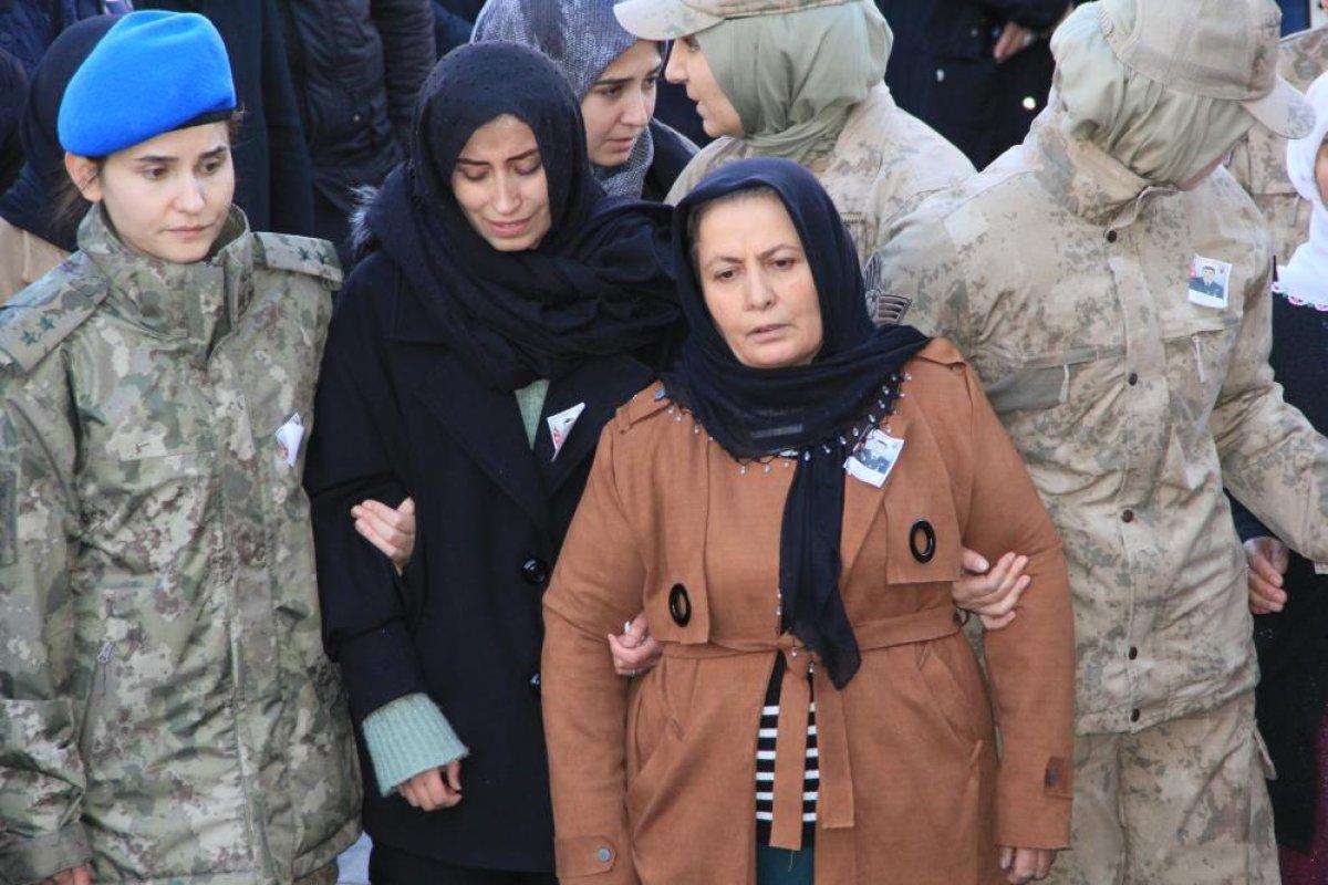 Pençe şehidi son yolculuğuna uğurlandı