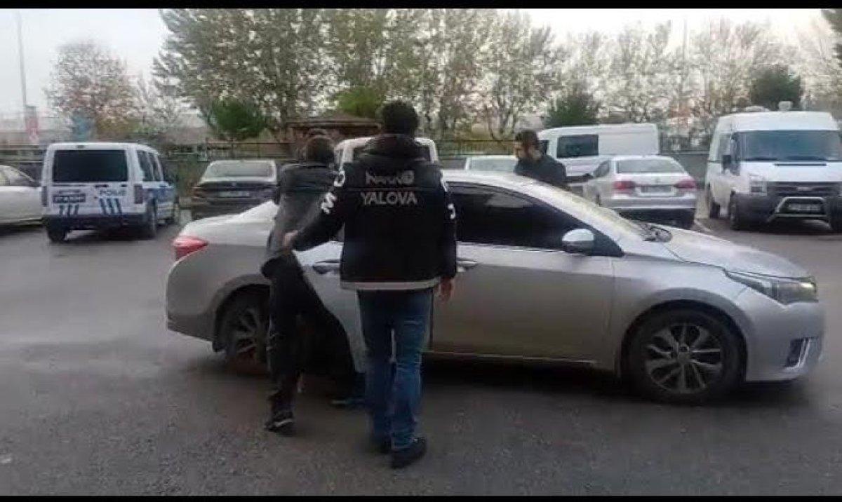 Yalova’da, uyuşturucu taciri ile polis arasında film gibi kovalamaca