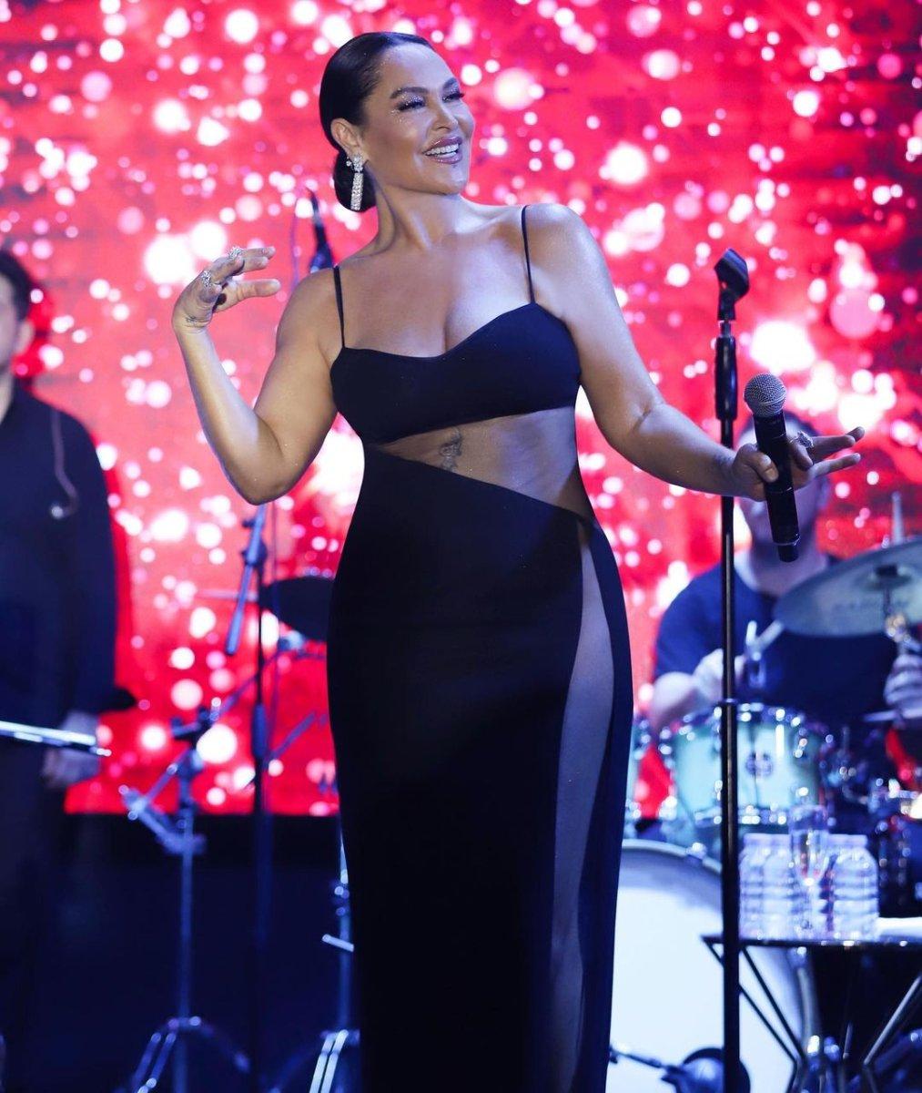 Hülya Avşar'ın milyonluk saati