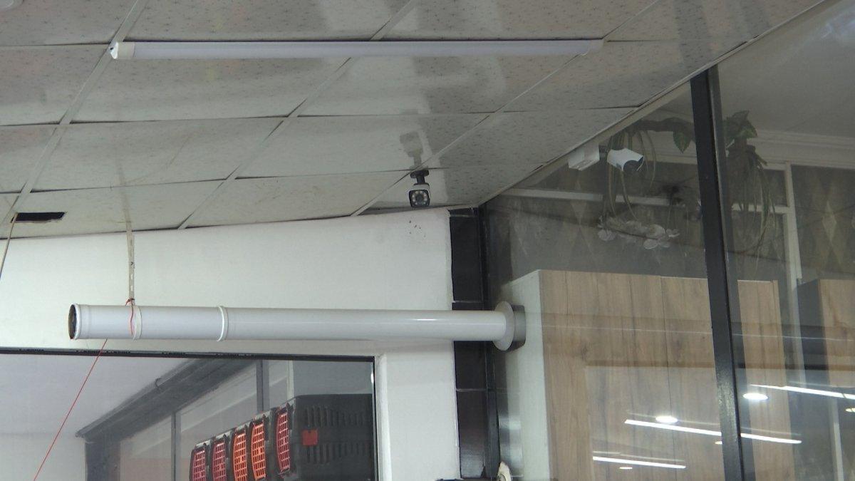 Elazığ’da hırsızlar, arka arkaya 3 dükkanı soydu