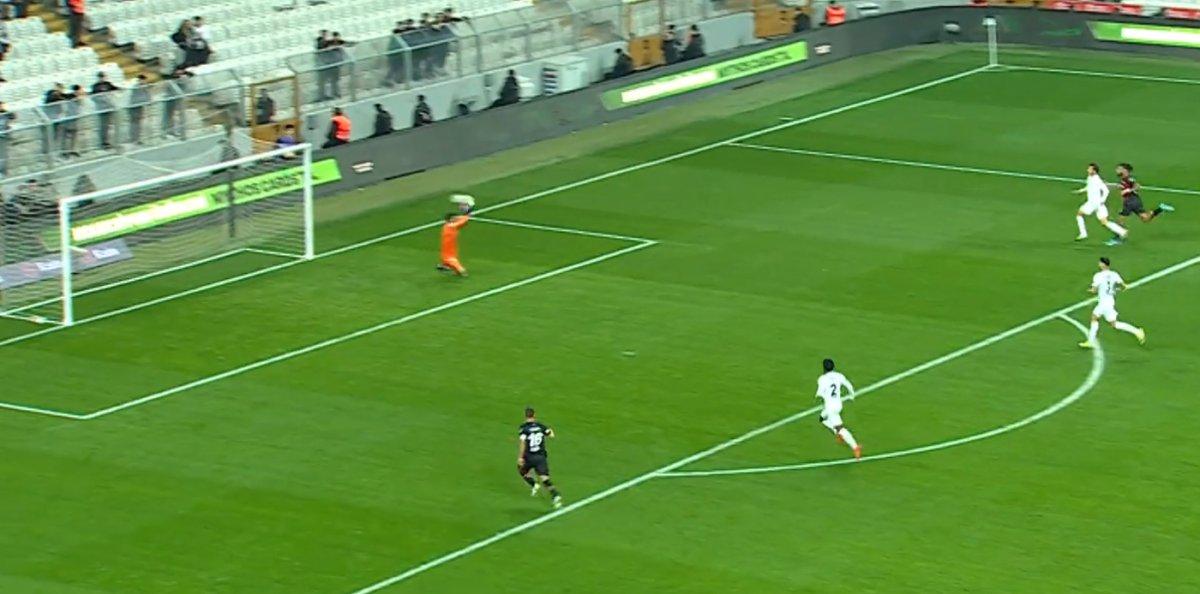 Colin Kazım'dan şık gol