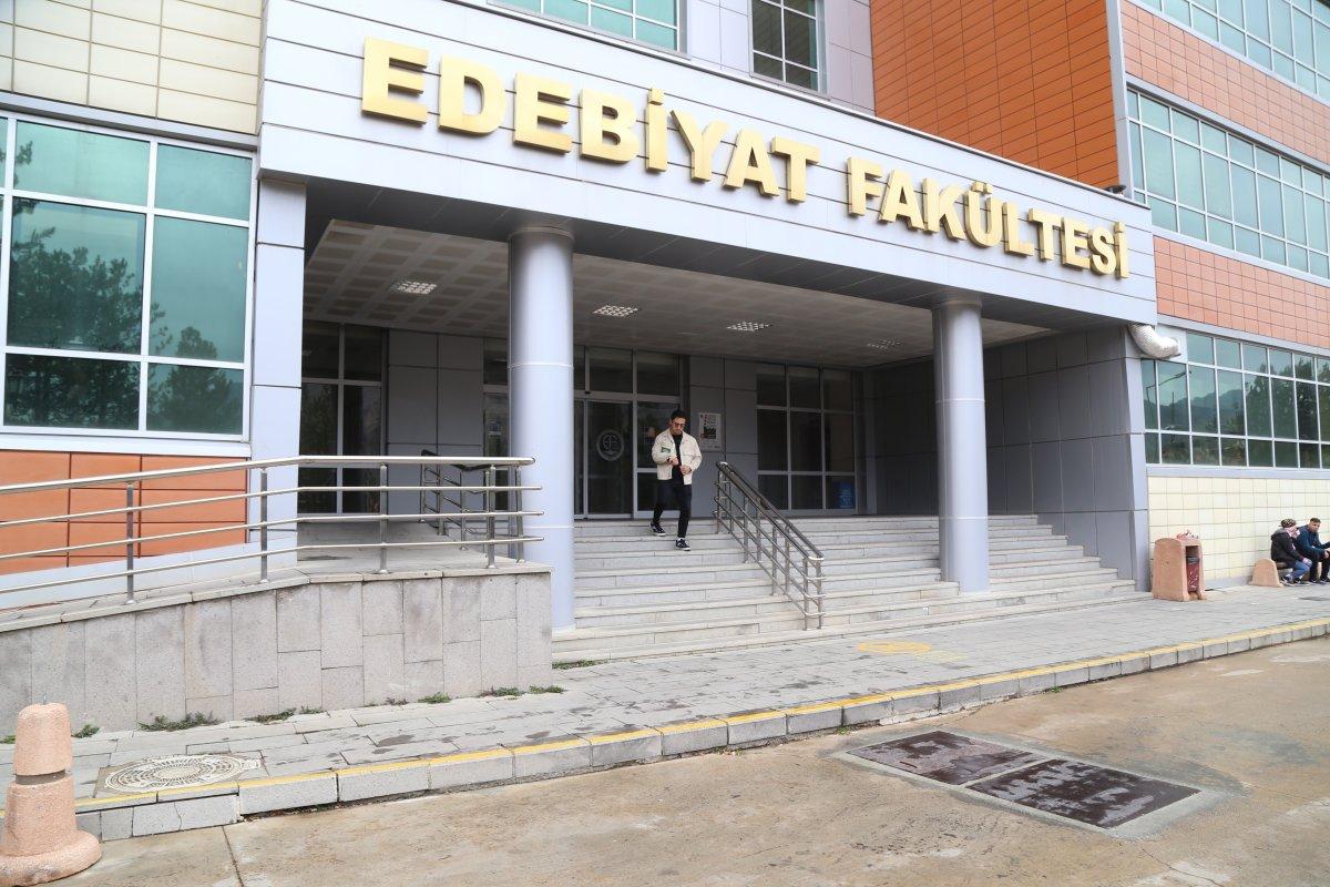 Gümüşhane'de engelli gencin hayat mücadelesi yaşıtlarına örnek oluyor