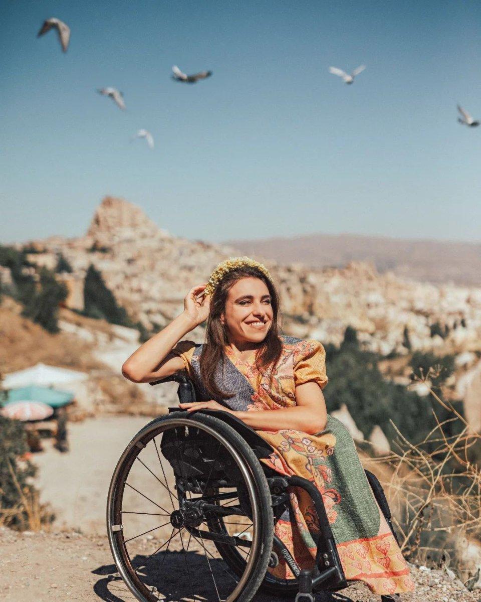 Tokat'ta engel tanımayıp doktor olan kadın, beğeni topladı