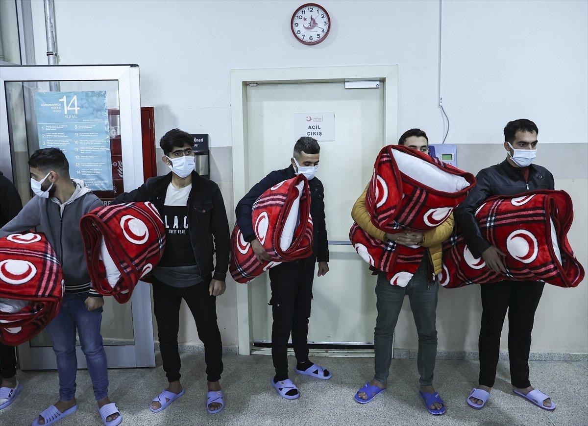 Türkiye, 2022'de yaklaşık 110 bin göçmeni sınır dışı etti