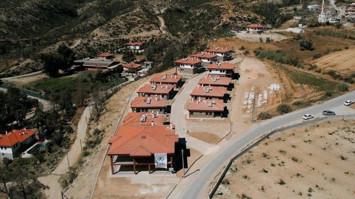 Murat Kurum: Manavgat'ta 297 konutun kuraları çekildi