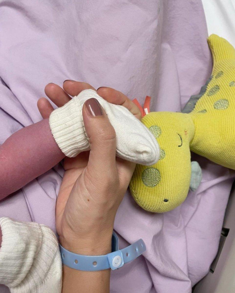 Burcu Kara, ikinci kez anne oldu