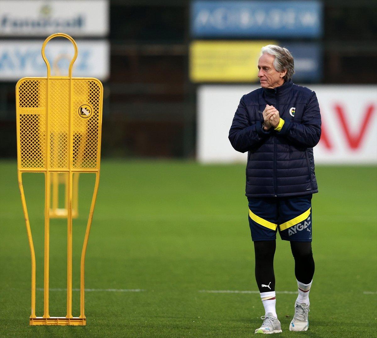 Jorge Jesus'tan Joao Pedro açıklaması