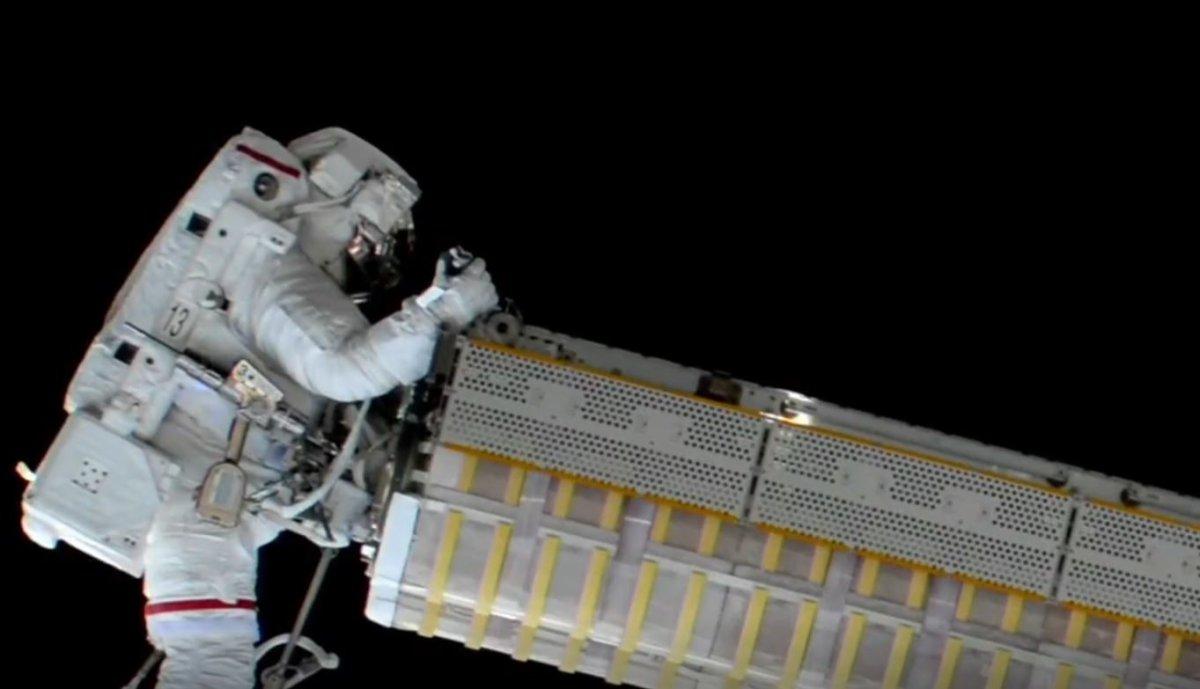 NASA'dan uzay yürüyüşü paylaşımı