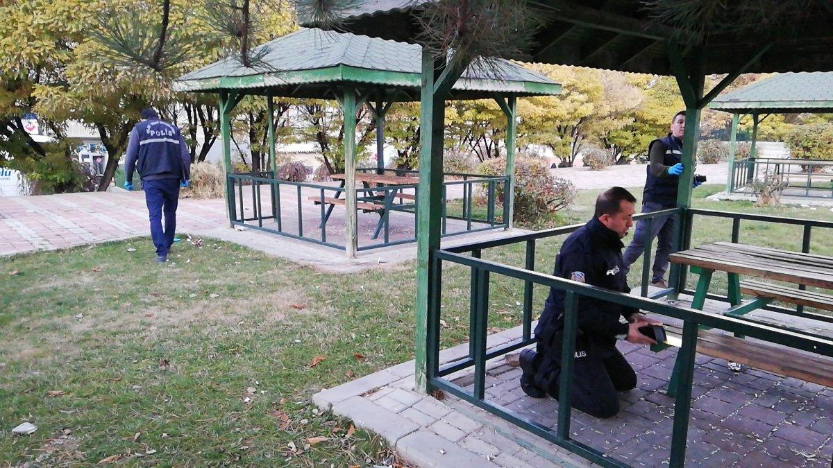 Karaman'da polise yakalanınca 2 kişiyi öldürdüğünü söyledi