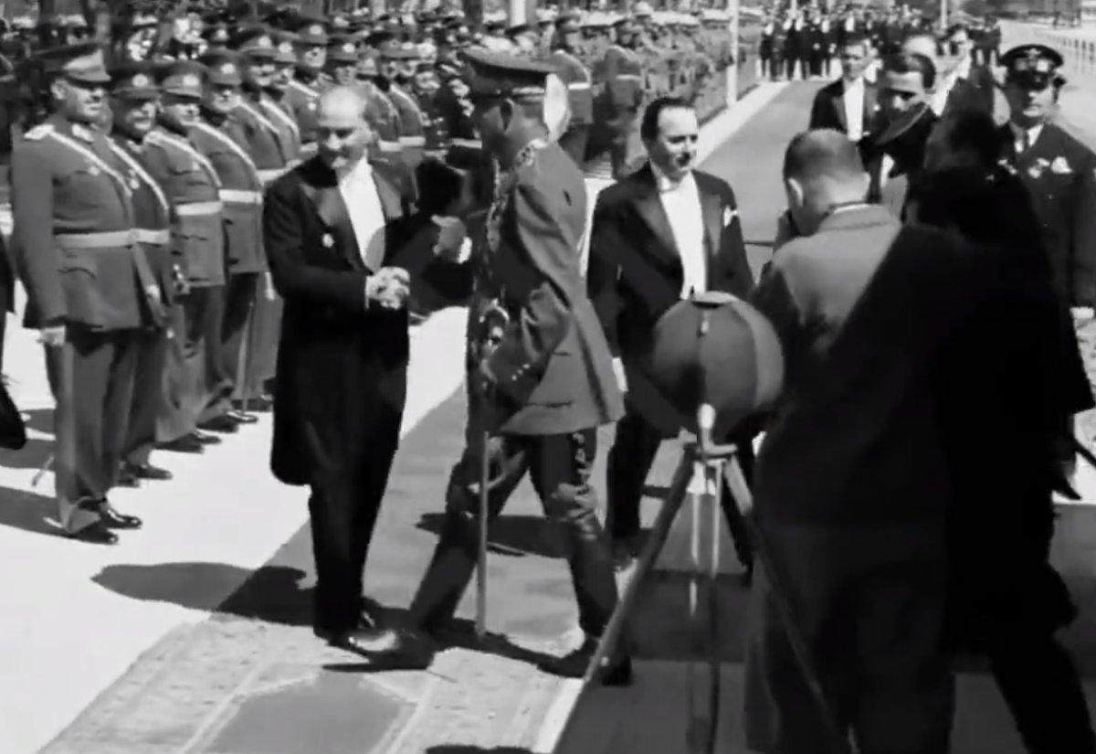 Atatürk’ün İran Şahı Rıza Pehlevi’yi karşıladığı görüntüler