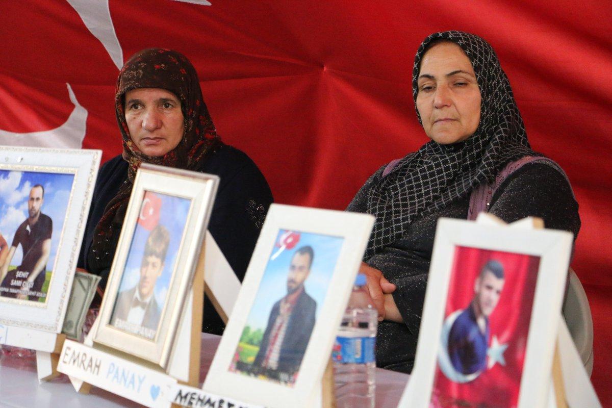 Evlat nöbetindeki ağabey: Babam kardeşimin hasretinden vefat etti