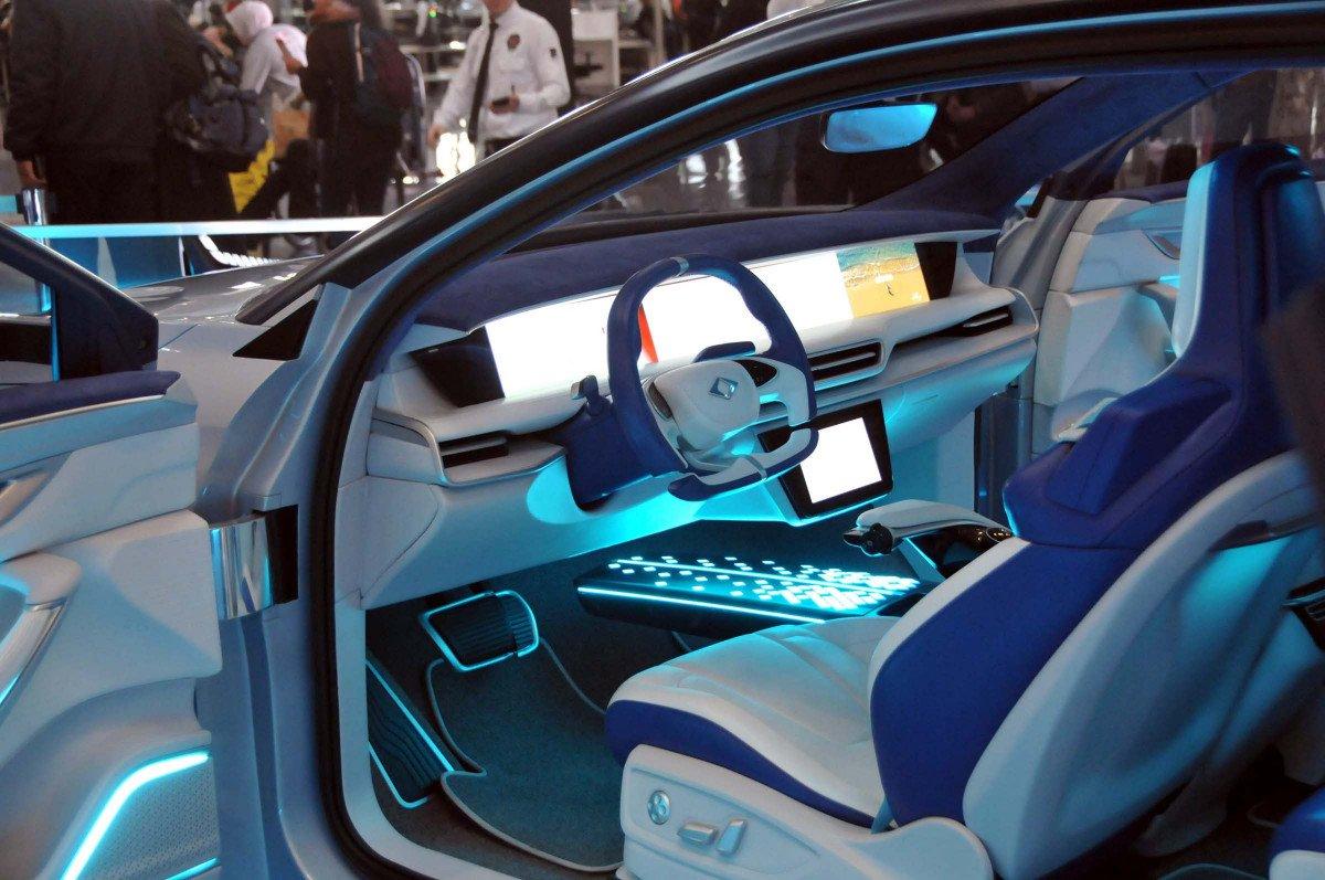 Togg, İstanbul Havalimanı'nda görücüye çıktı