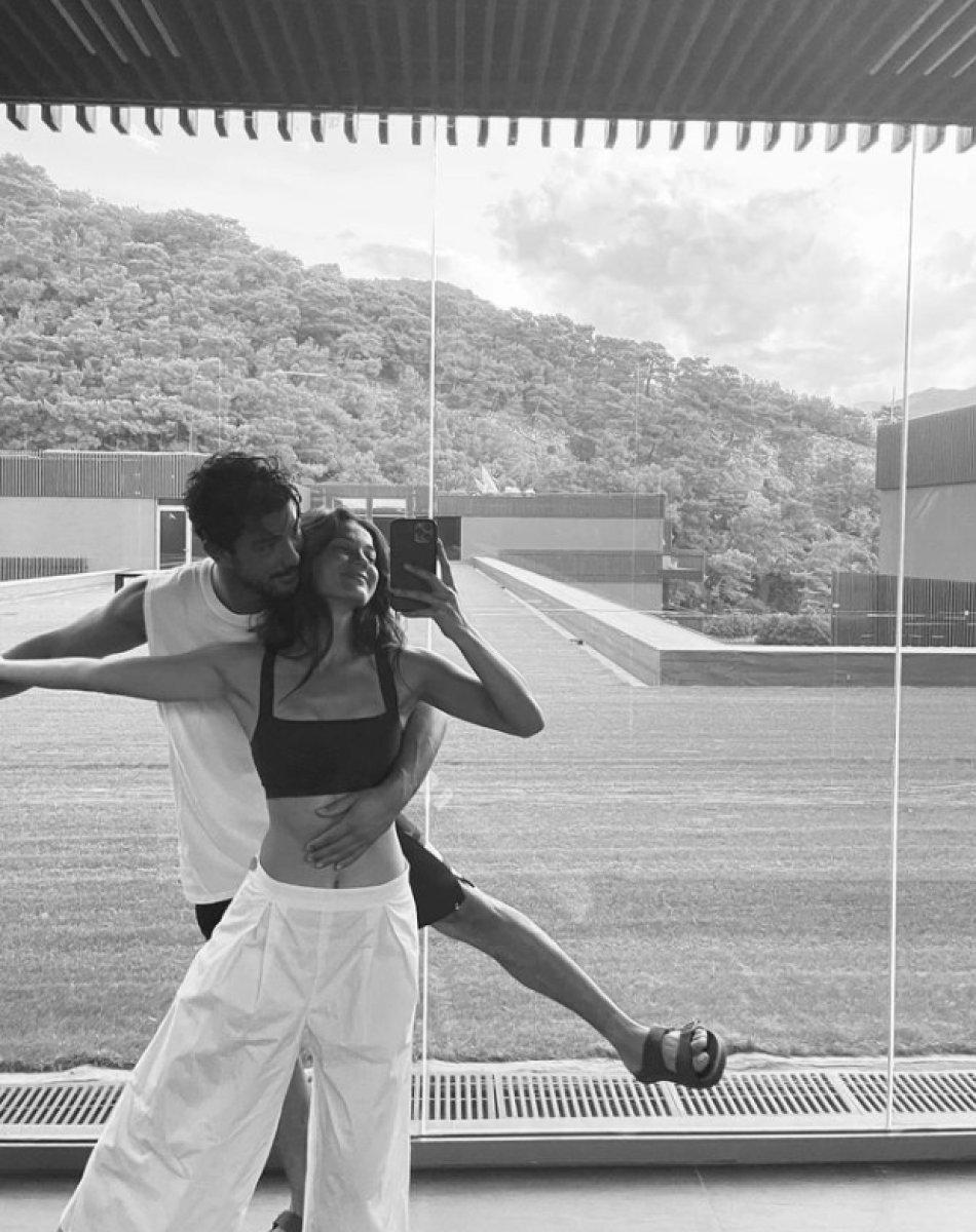 Kaan Yıldırım'dan ayrılık iddialarına yanıt: Küçük dünyamızda çok mutluyuz