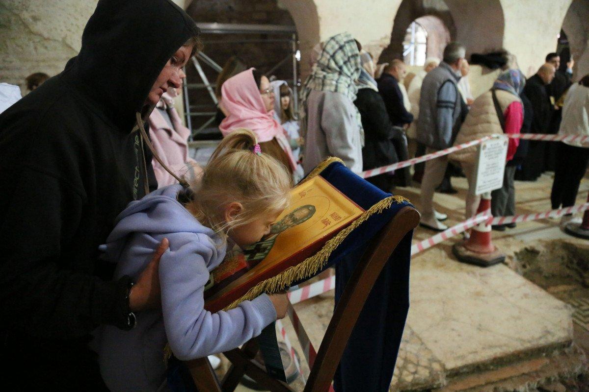 Antalya’da 'Noel Baba' için ayin yapıldı