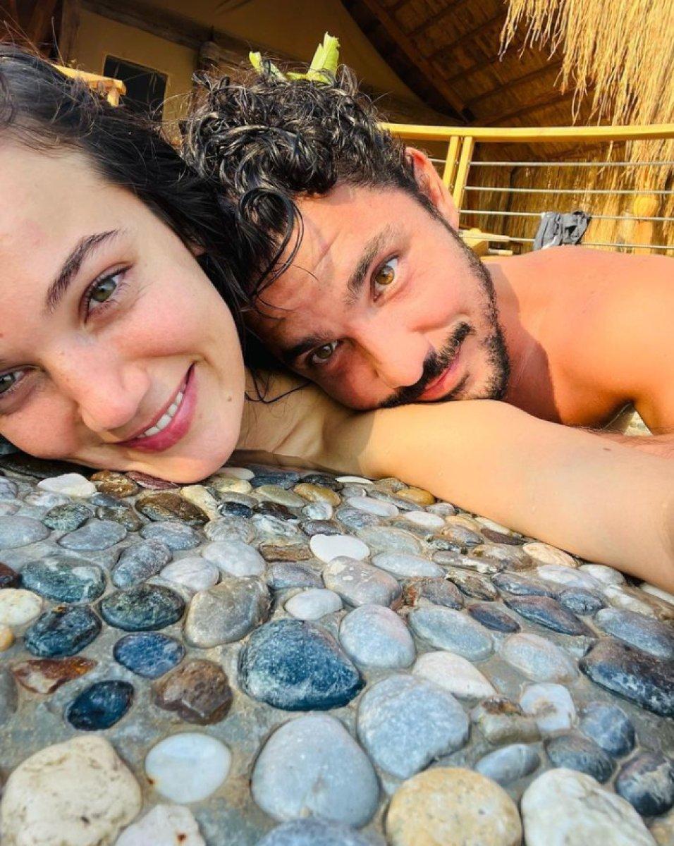 Kaan Yıldırım'dan ayrılık iddialarına yanıt: Küçük dünyamızda çok mutluyuz