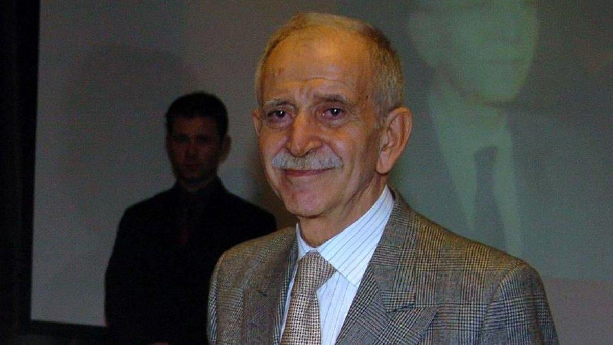 Gerçekte erkek olan ama kadın ismiyle bilinen yazar ve şairler