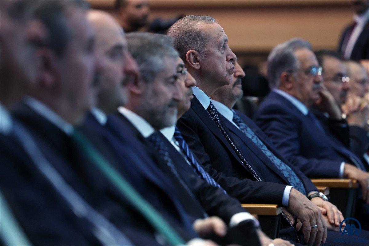 Cumhurbaşkanı Erdoğan'dan enflasyon mesajı: Yılbaşında iyileşme hızlanacak