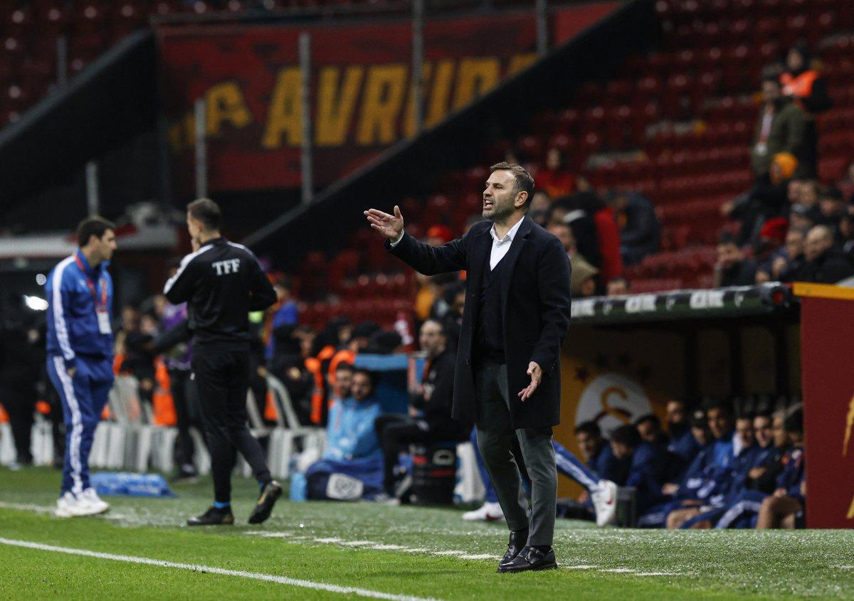 Galatasaray'da taraftar Okan Kocuk'a tepkili