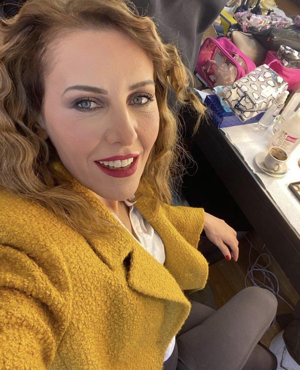 Taksim'de oyuncu Ayten Soykök aracıyla vatandaşları ezdi