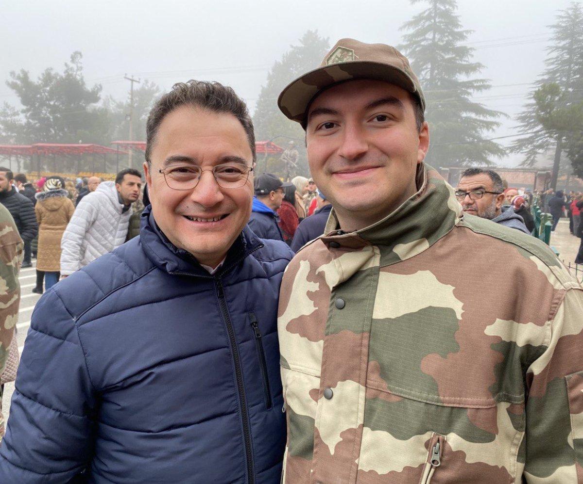 Ali Babacan bedelli askerlik yapan oğlunun yemin törenine katıldı