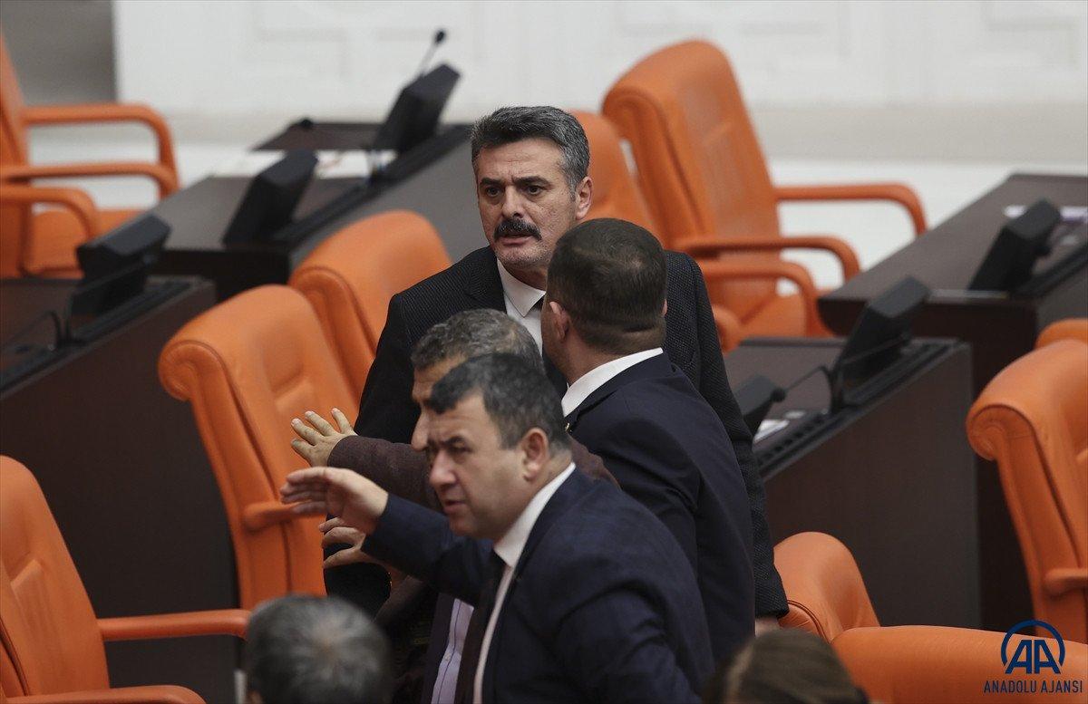 HDP'li Ömer Öcalan: Kürtçe bu ülkenin resmi dili olacak