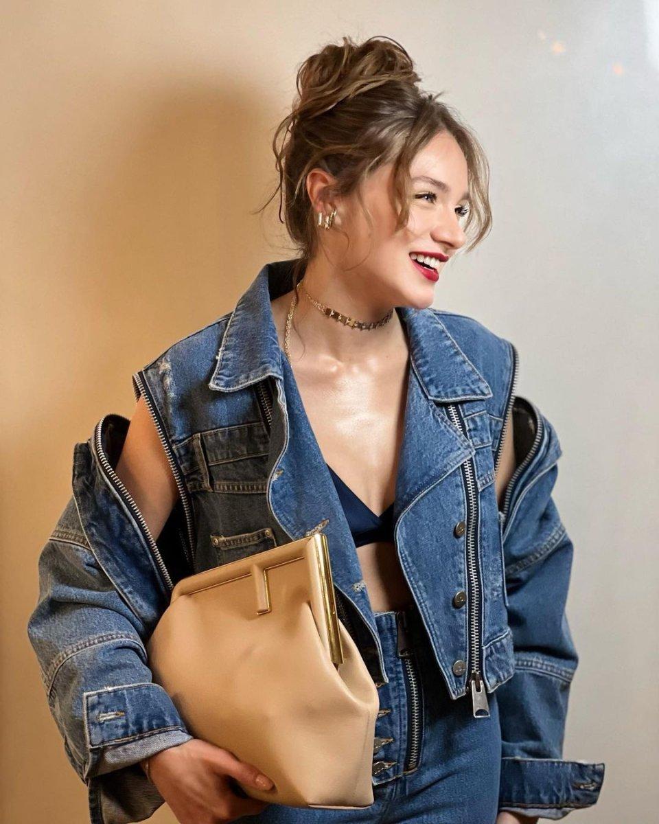 Miray Daner'in sütyen-ceket tarzı beğenilmedi