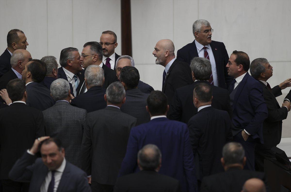 TBMM'deki yumruklu kavgaya karışan vekillere para cezası