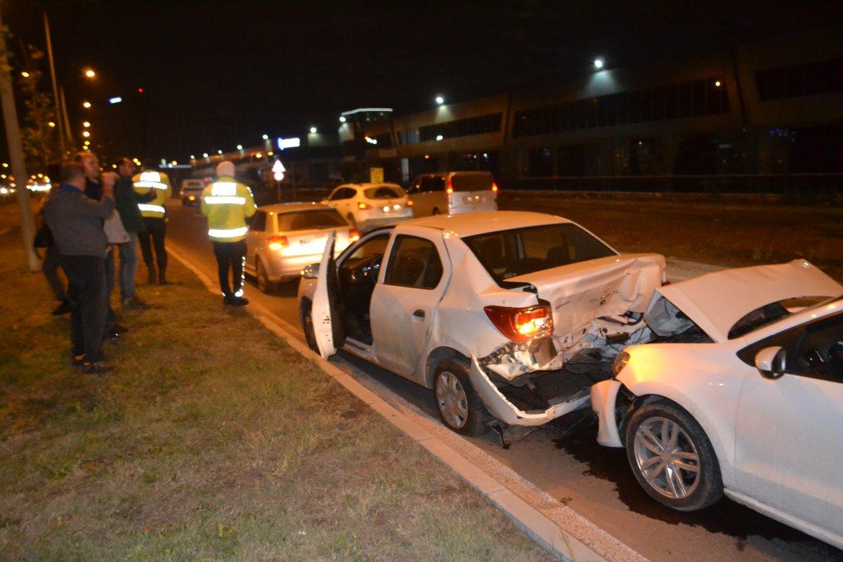 Tekirdağ’da yola fırlayan köpek kazaya neden oldu