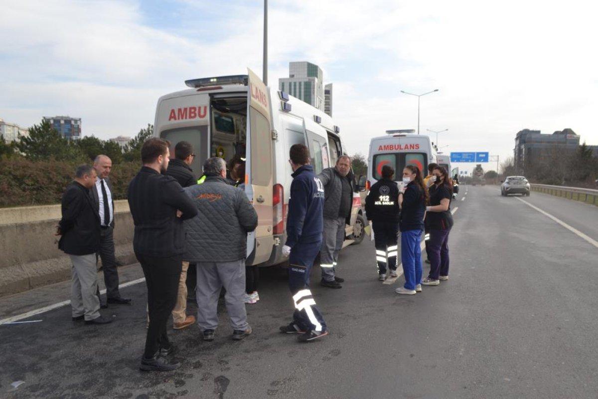Tekirdağ'da yolda dolaşan köpek kazaya neden oldu: 3 yaralı