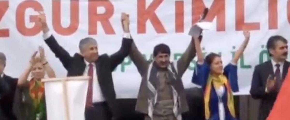 Süleyman Soylu, Bedrettin Gündeş'in Öcalan posterleriyle görüntüsünü paylaştı