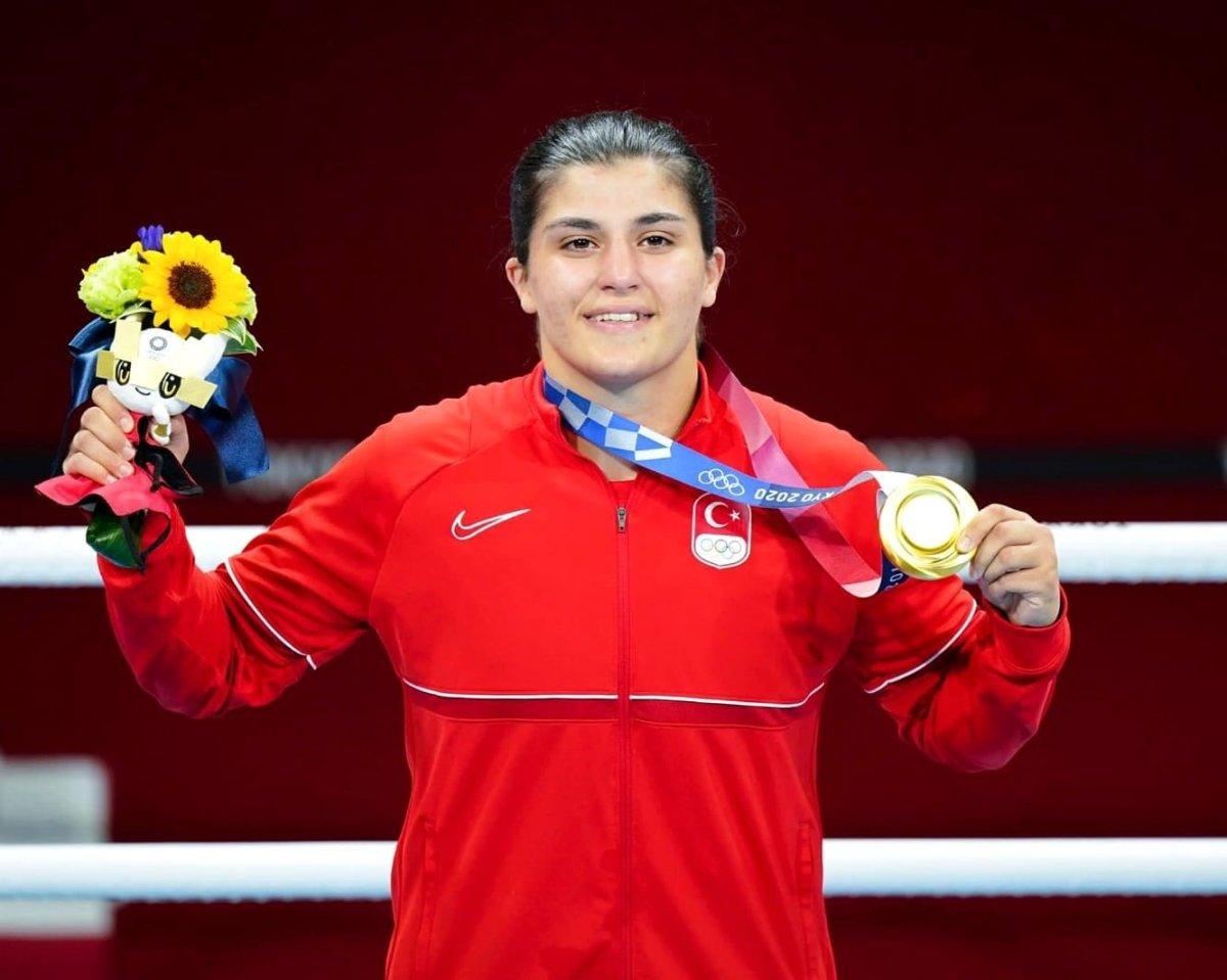 Türk boks tarihinde bir ilk gerçekleşti