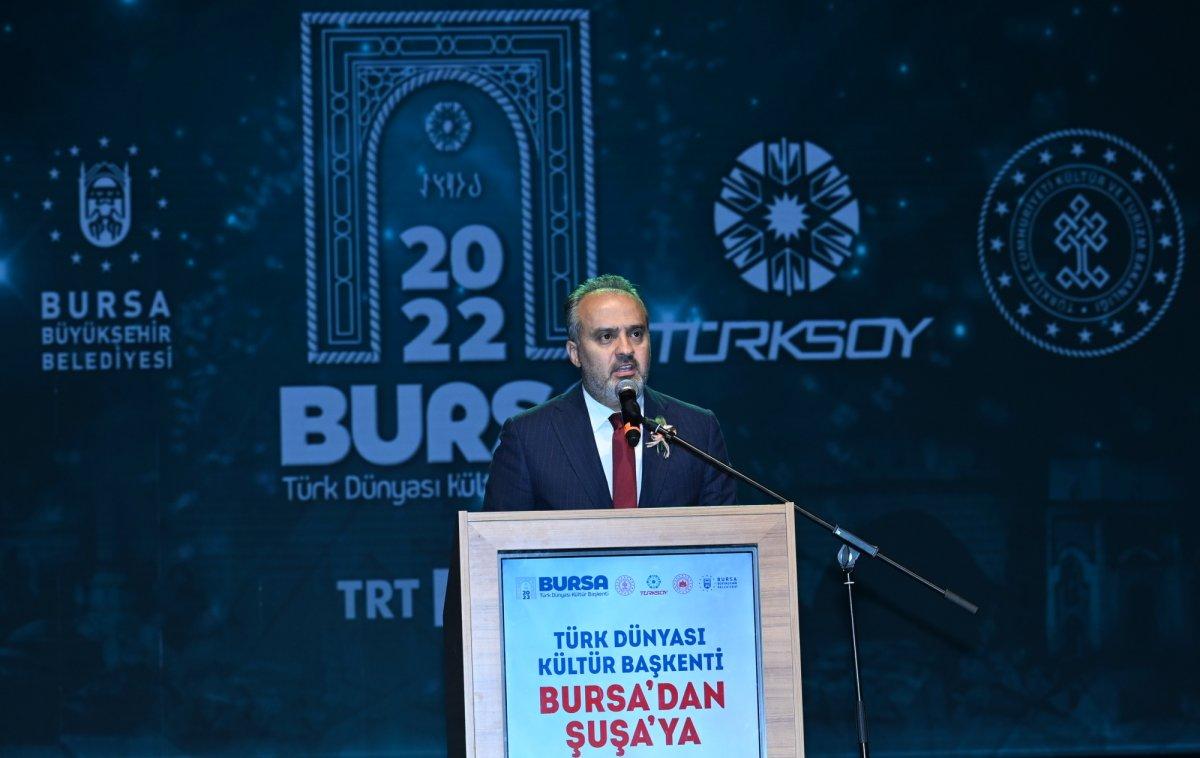 Türk kültür sancağı Bursa'dan Şuşa'ya geçti
