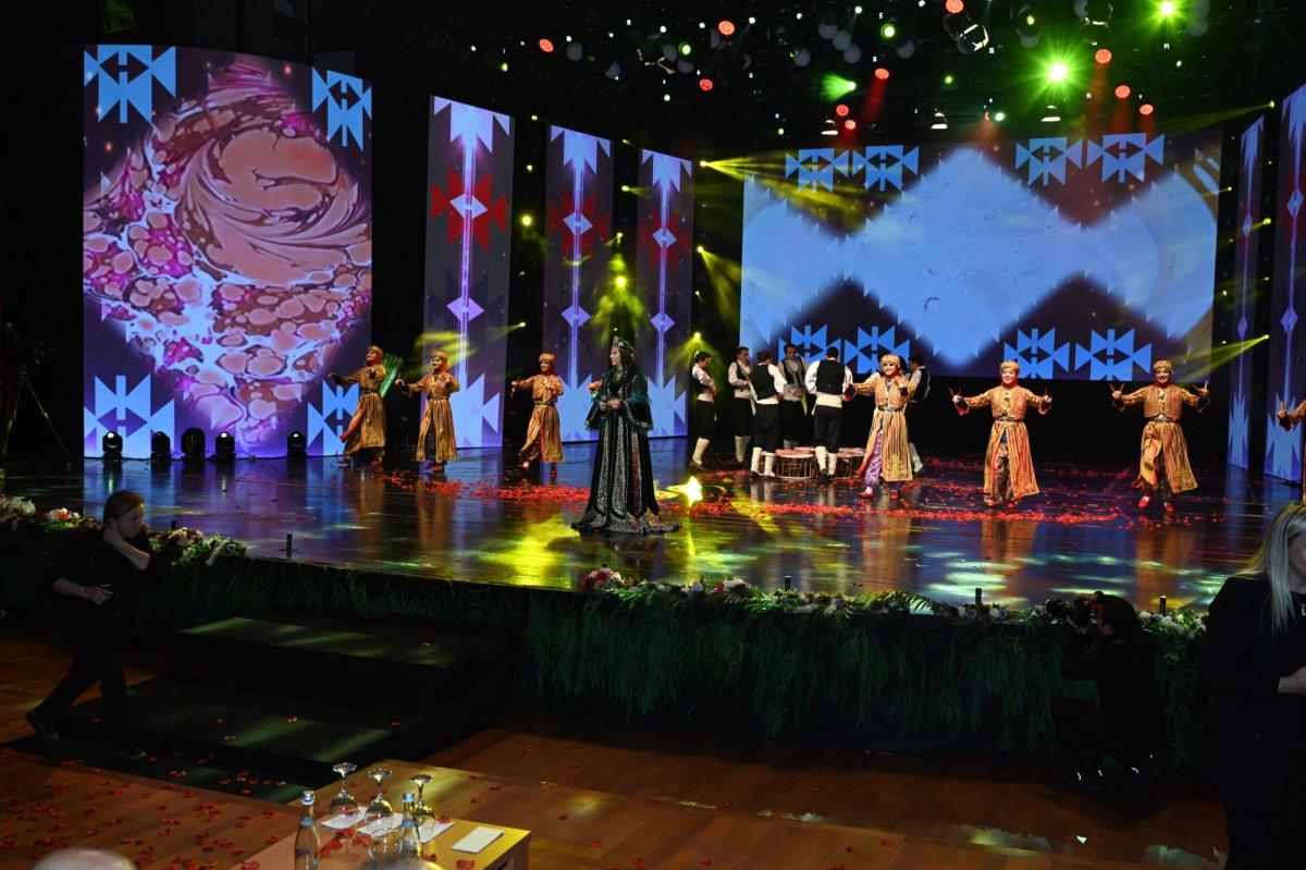 Türk kültür sancağı Bursa'dan Şuşa'ya geçti