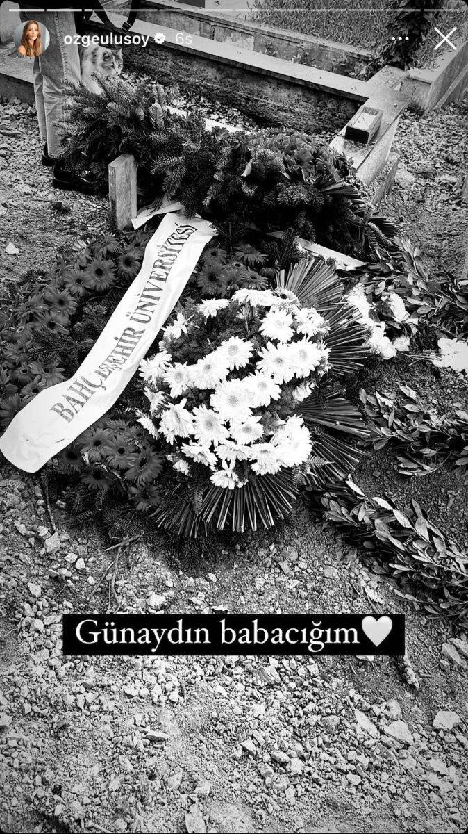 Özge Ulusoy takipçilerine sitem etti