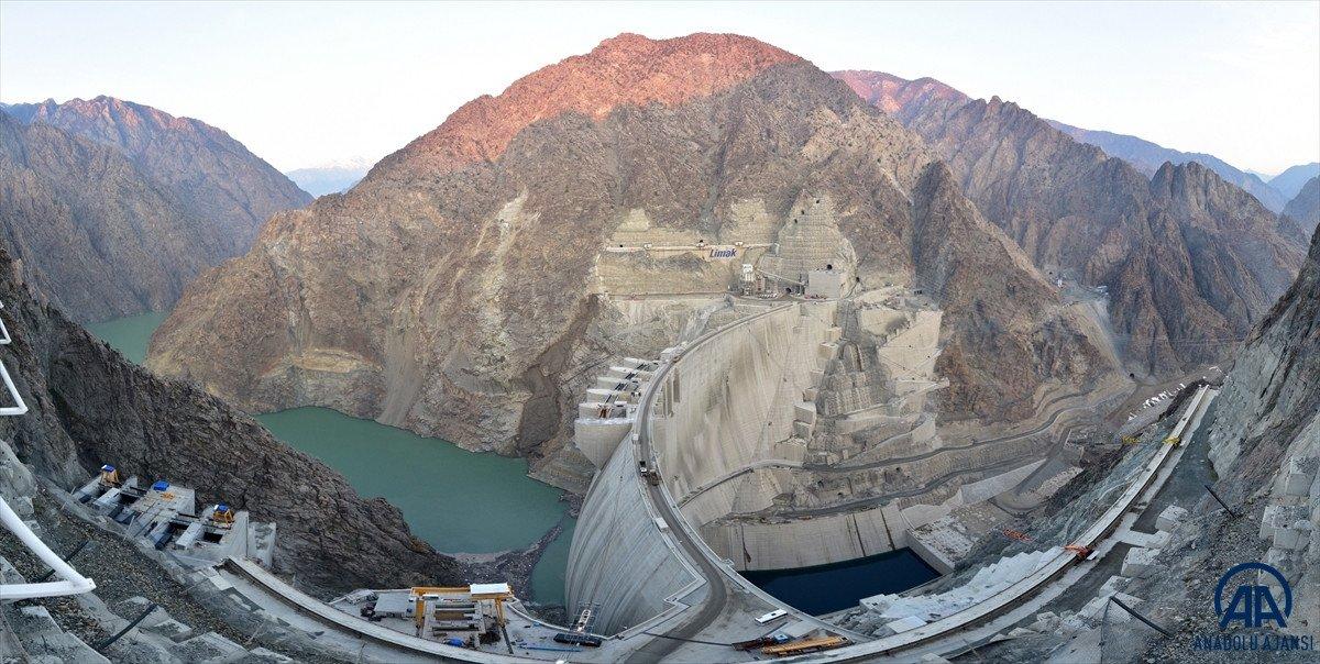 Yusufeli Barajı'nda su seviyesi 45 metre oldu