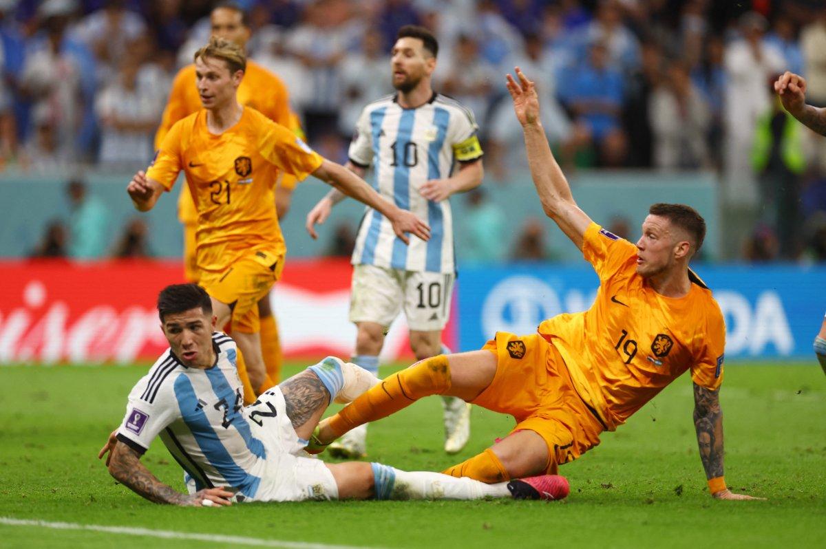 Wout Weghorst, Lionel Messi ile yaşadığı tartışmayı anlattı