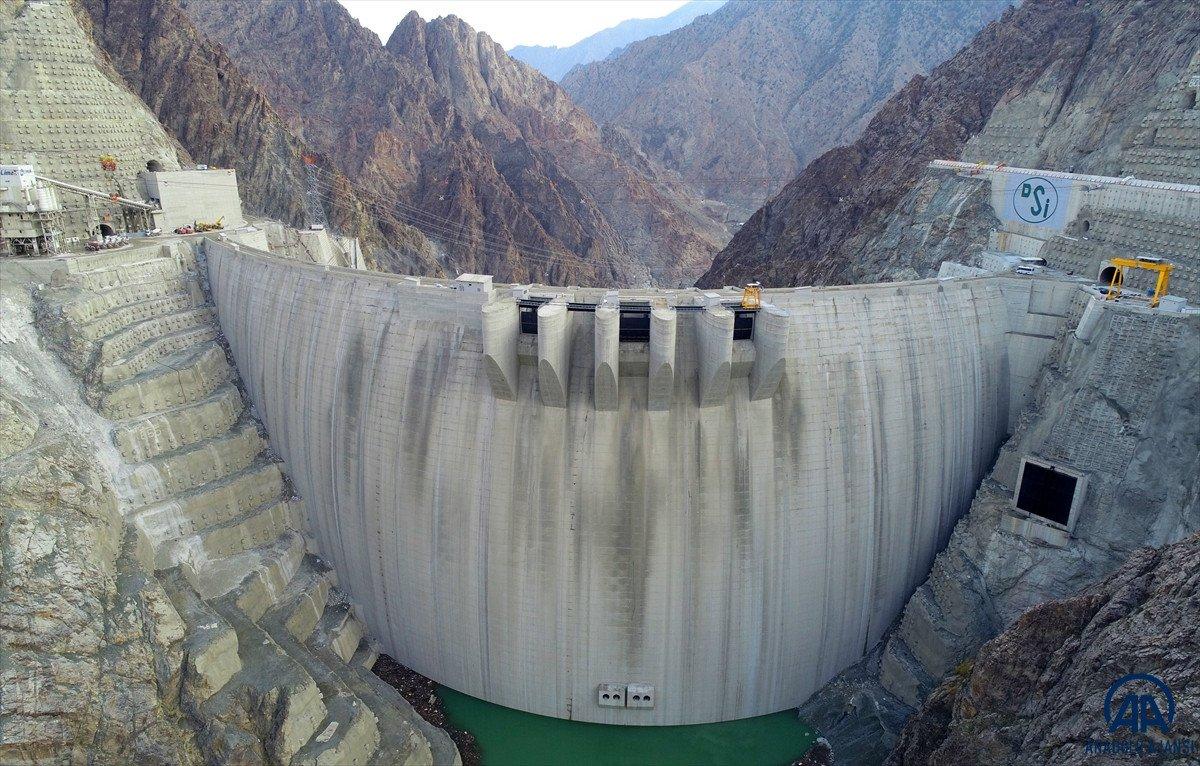 Yusufeli Barajı'nda su seviyesi 45 metre oldu