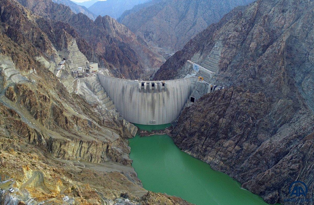 Yusufeli Barajı'nda su seviyesi 45 metre oldu