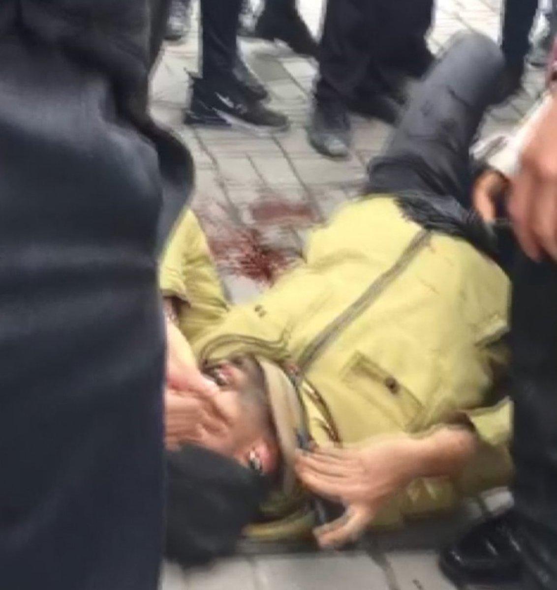 Zeytinburnu'nda para taşıyan motokuryeye silahlı gasp girişimi