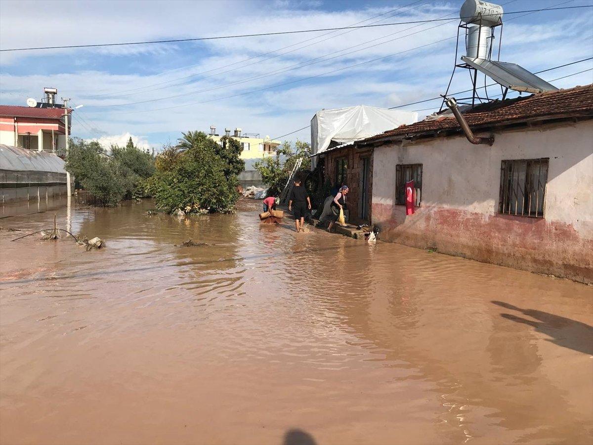 Murat Kurum'dan: Devletimiz tüm imkanlarıyla hemşehrilerimizin yanında